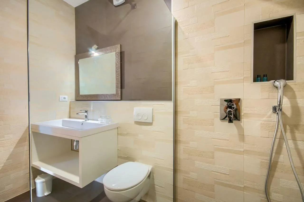 **** Pensión Rooms K&T Sea Side Luxury Pula Croacia